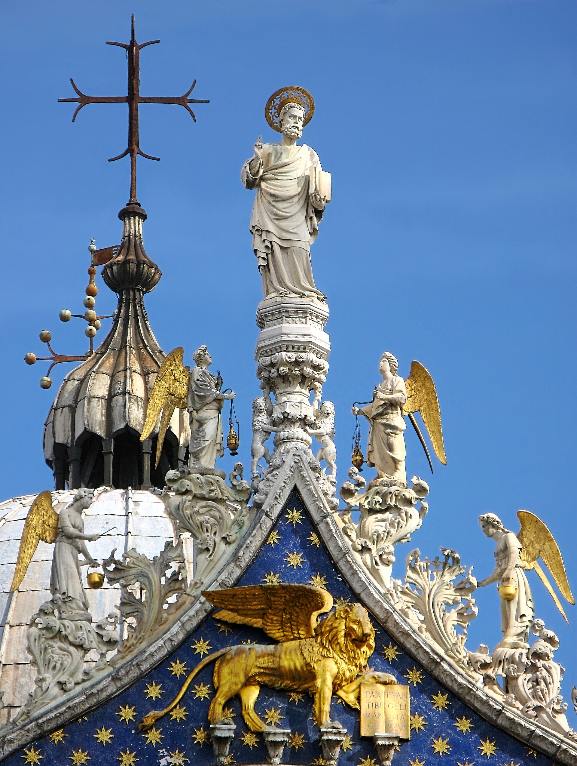 Mosaics on the facade of St Mark's Basilica, with the winged lion of Venice